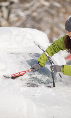 cleaning windshield