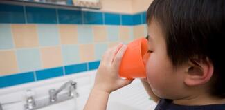 child drinking water.